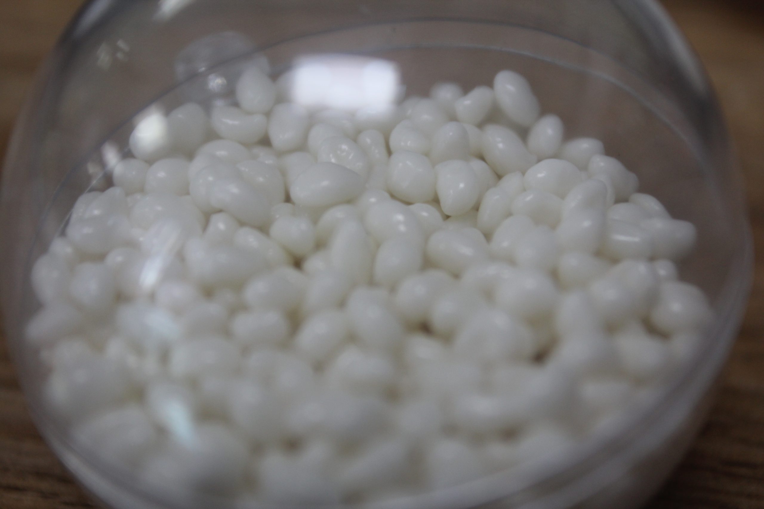 Why is the global market demand for hot melt adhesives on the rise?