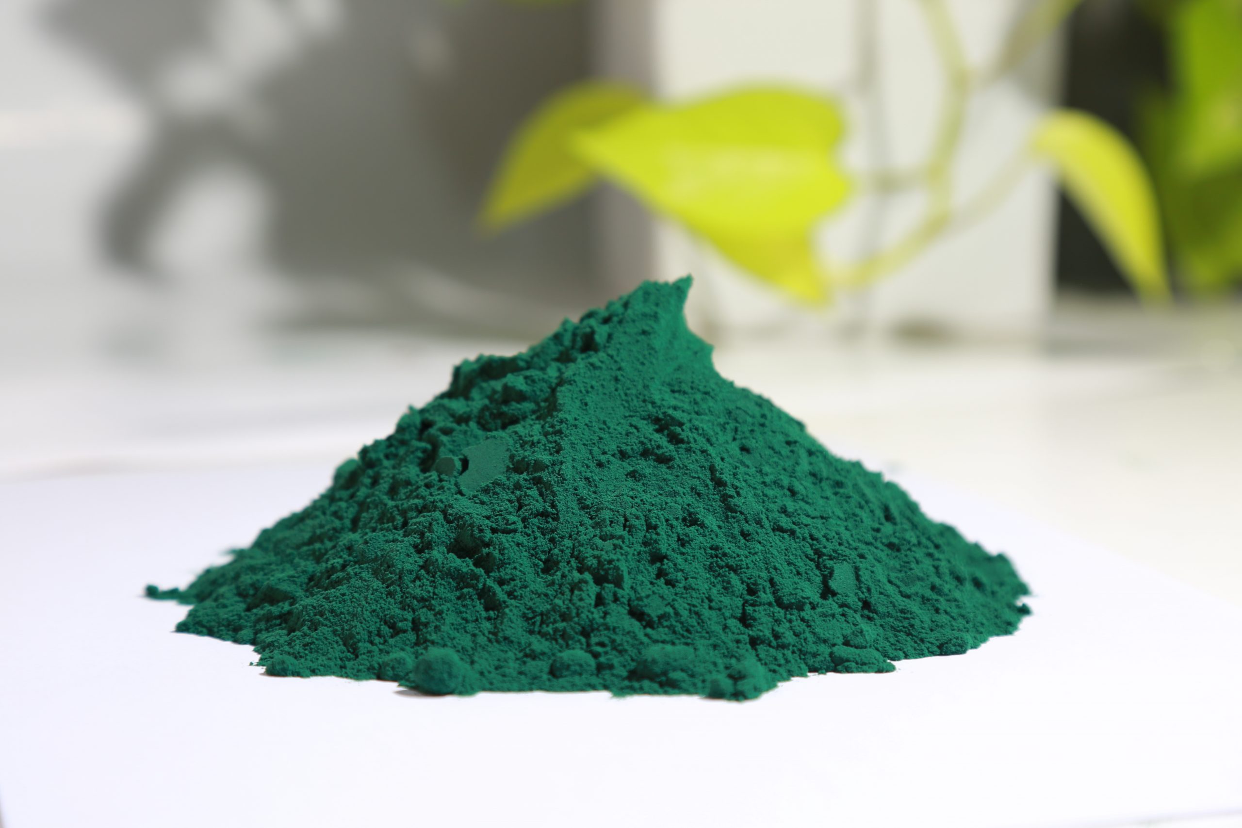The application of trivalent chromium plating chromium powder