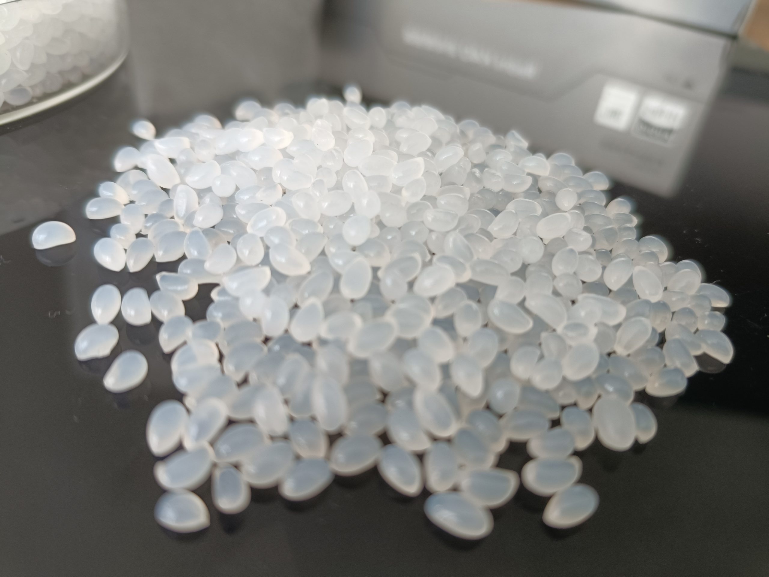 The market for hot melt adhesive particles is developing rapidly and its applications are becoming increasingly widespread